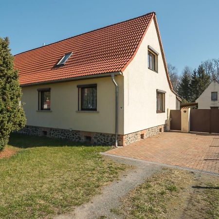 Alluring Holiday Home In Meisdorf With Garden Esterno foto