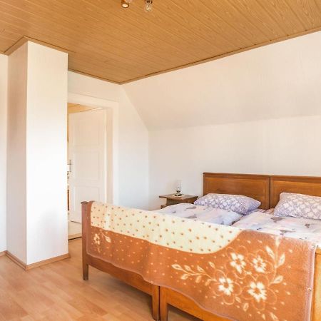 Alluring Holiday Home In Meisdorf With Garden Esterno foto