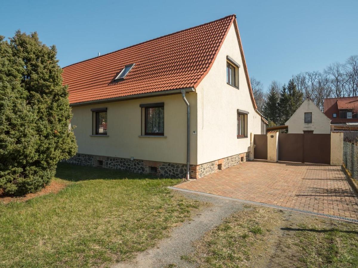Alluring Holiday Home In Meisdorf With Garden Esterno foto