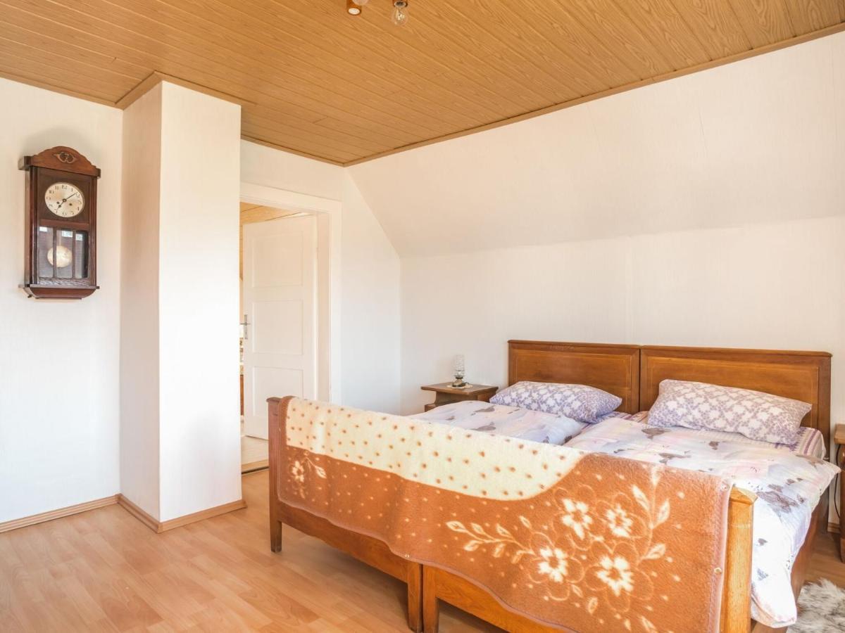 Alluring Holiday Home In Meisdorf With Garden Esterno foto